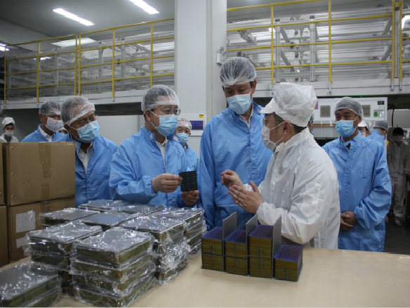 市委書(shū)記靳國(guó)衛(wèi)、市委副書(shū)記、代市長(zhǎng)王心宇到我司調(diào)研工作